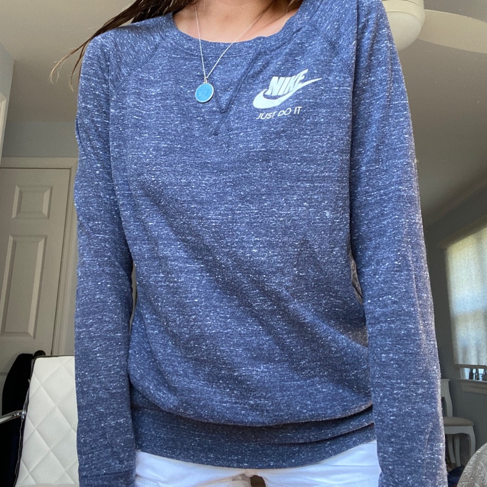 Nike crewneck